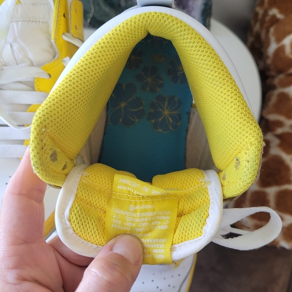 VINTAGE NIKE AIR FORCE ONE HIGH YELLOW WHITE Size 7.5 - Picture 4 of 9